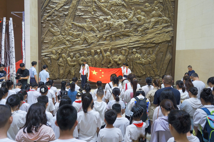 致敬英烈（央广网发 伪满皇宫博物院供图）